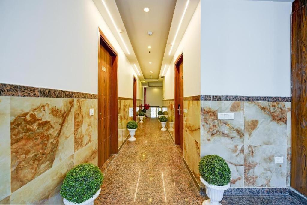 Hotel Rosewood Near Delhi Airport New Delhi Luaran gambar